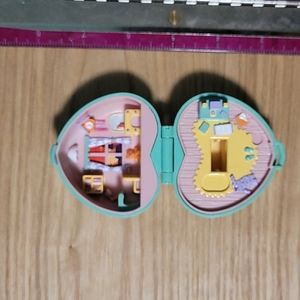 Vintage 1991 Compact Heart Bedroom Polly Pocket Turquoise